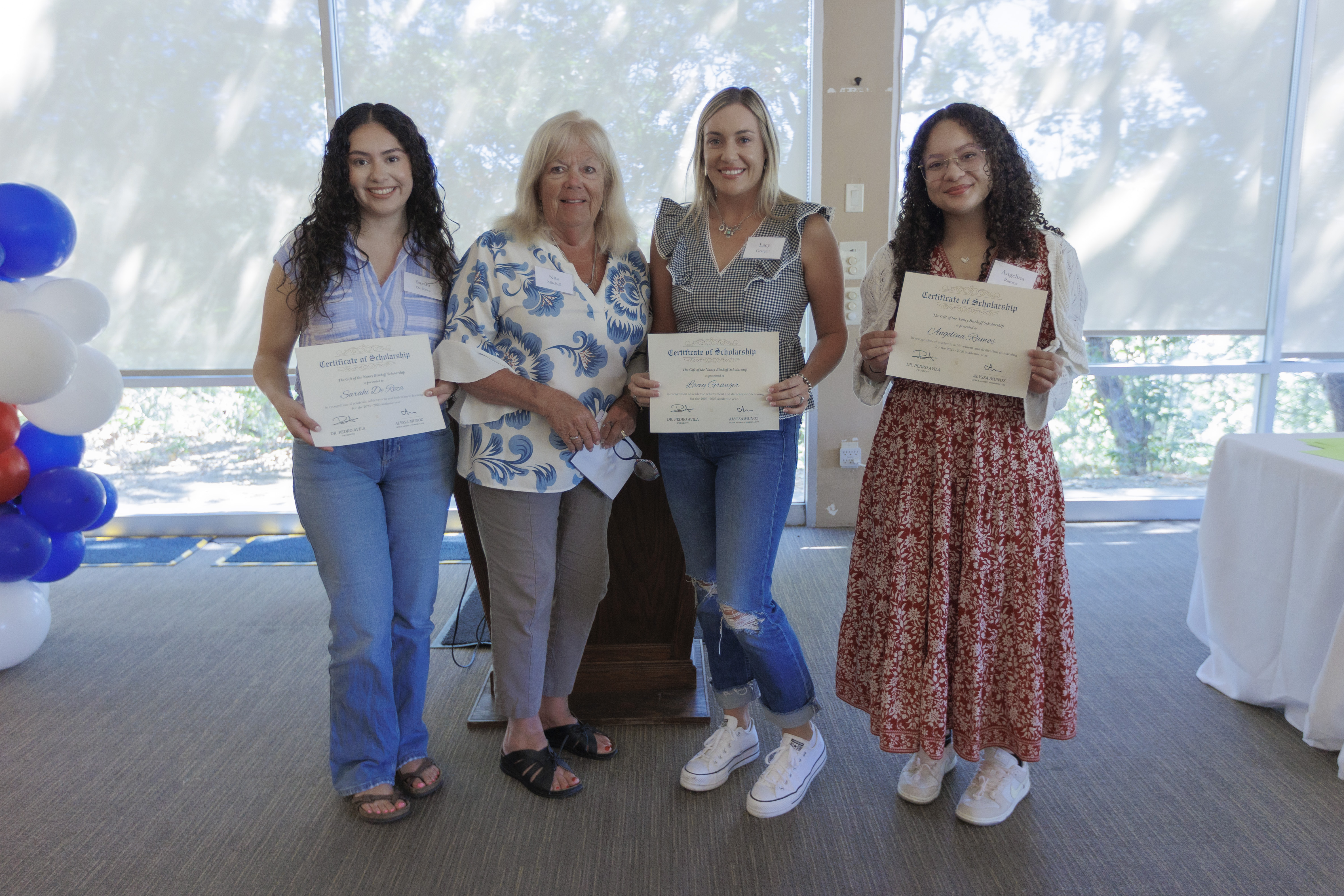 2025GavScholarshipCeremony-148.jpg
